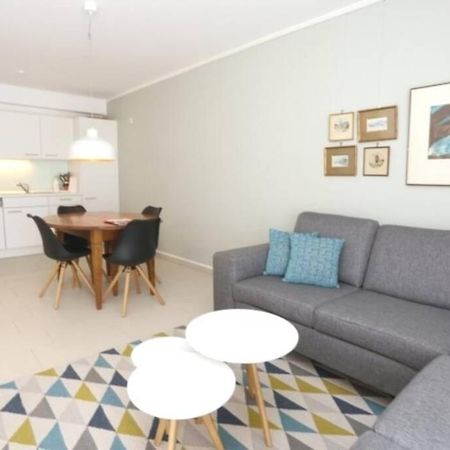 Large Family Retro Flat In City Center- Large Terrace & Garden View, Free Parking Luxemburgo Exterior foto